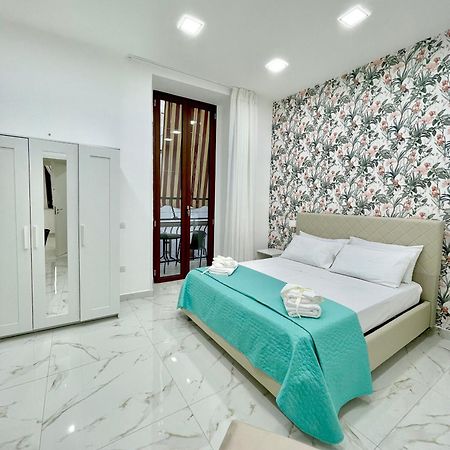 Virgy House Panzió Nápoly Kültér fotó