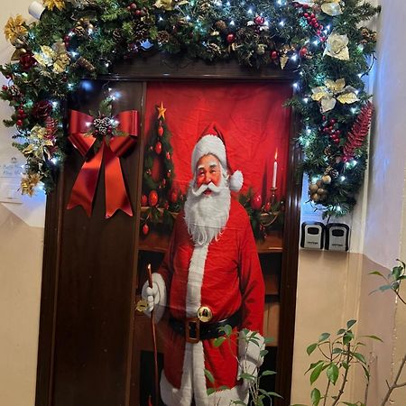 Virgy House Panzió Nápoly Kültér fotó