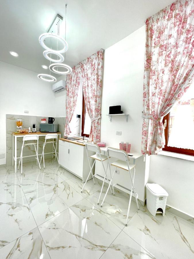 Virgy House Panzió Nápoly Kültér fotó