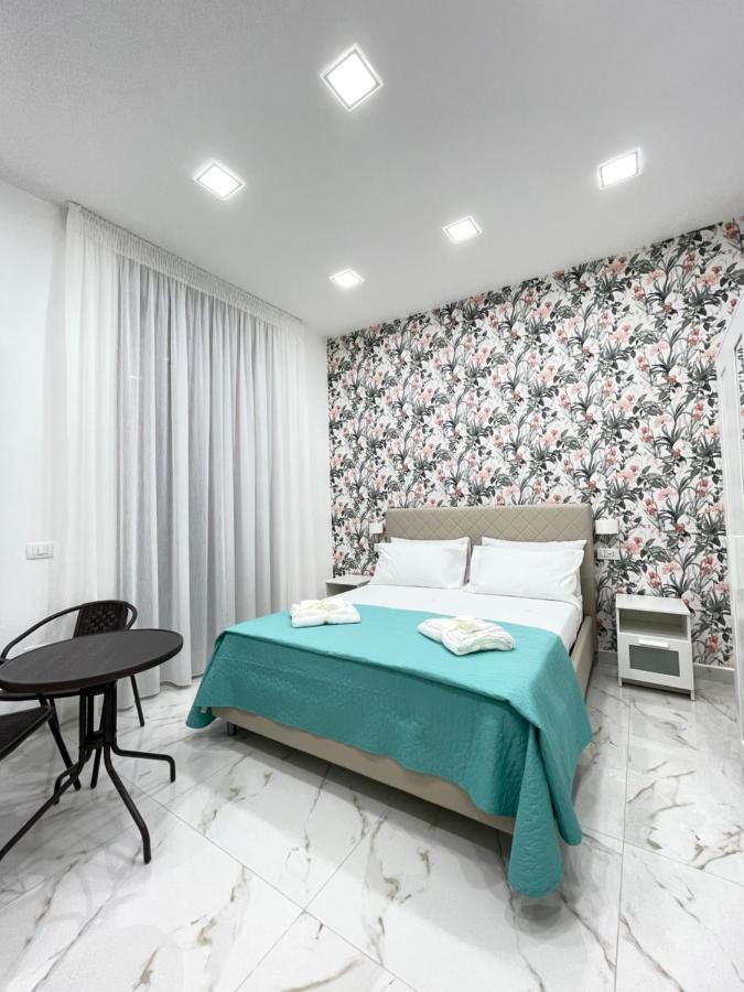 Virgy House Panzió Nápoly Kültér fotó