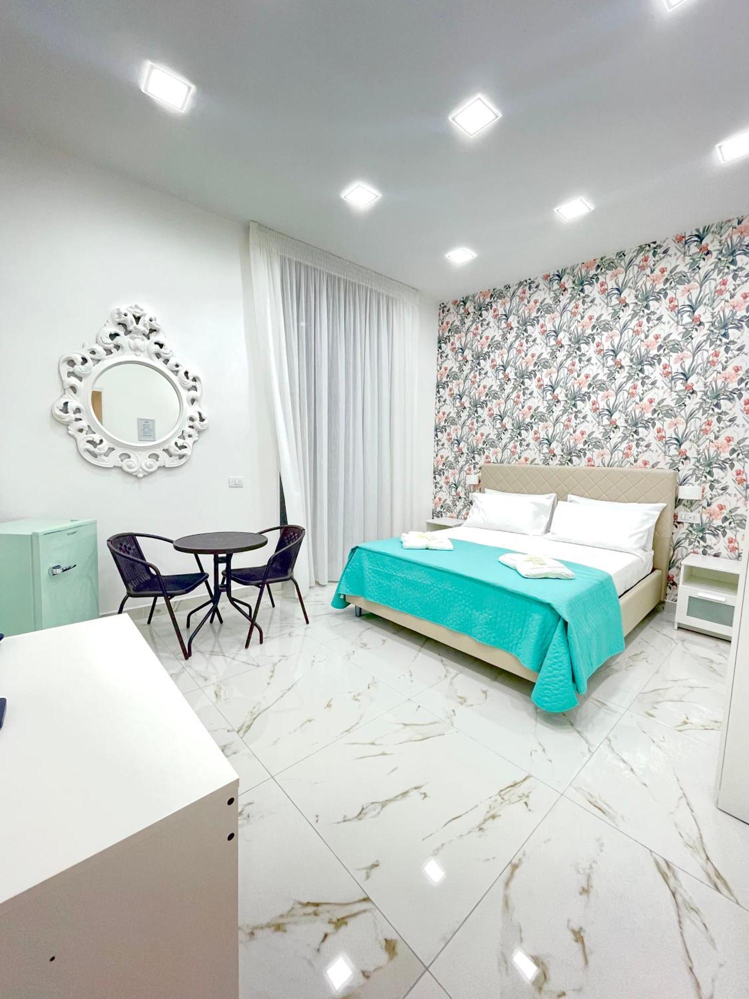 Virgy House Panzió Nápoly Kültér fotó