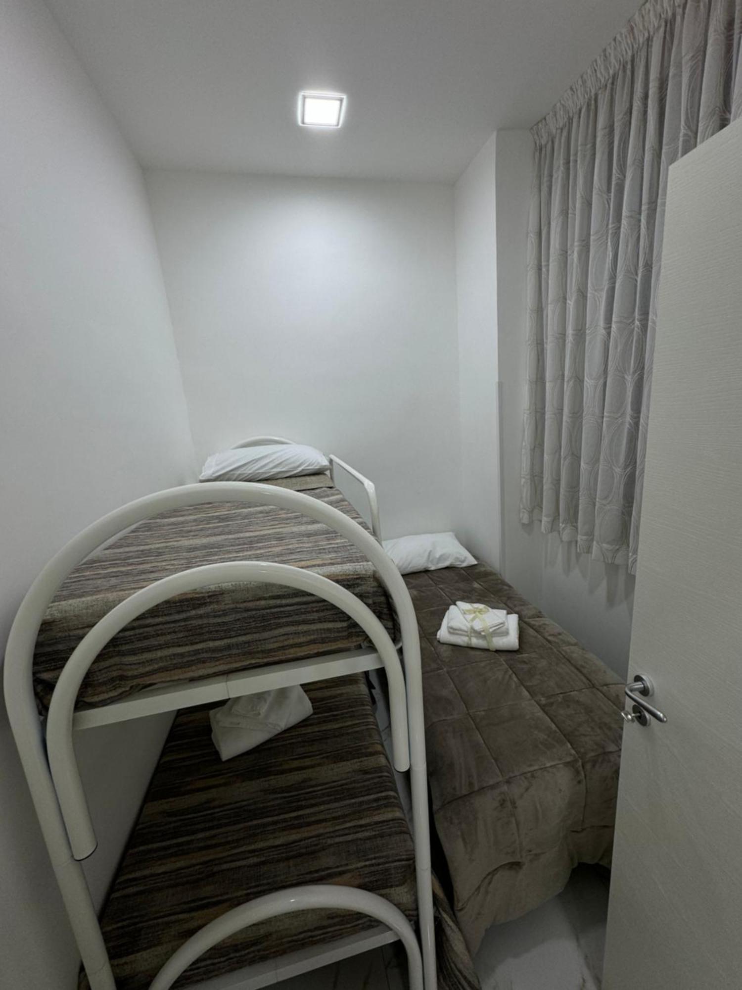 Virgy House Panzió Nápoly Kültér fotó